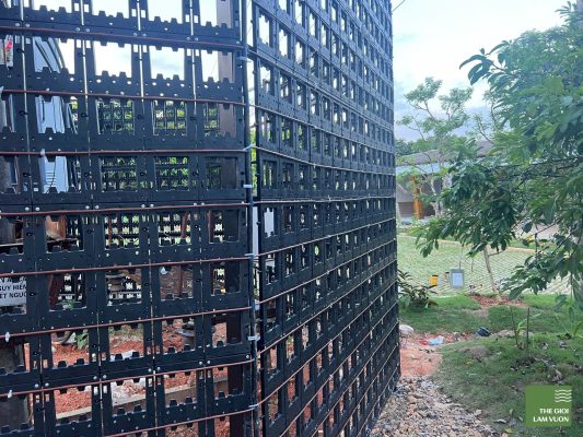 Thi công vườn tường 4